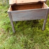 Wooden companion drainer with patina