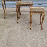 Venetian nesting table