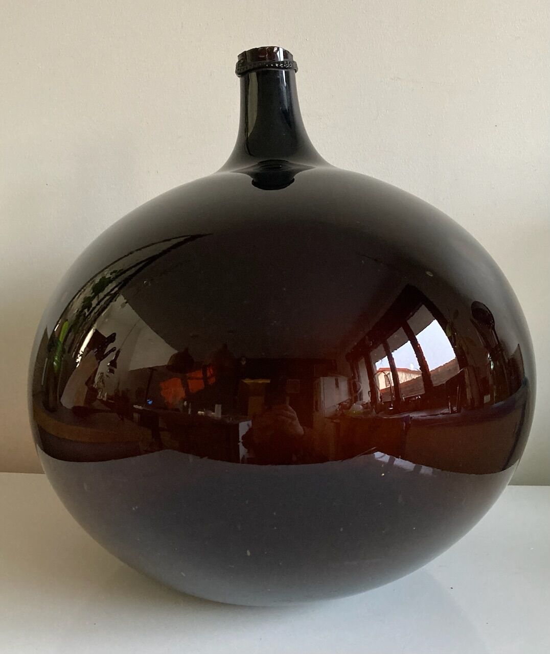 Lady Jeanne Amber Old