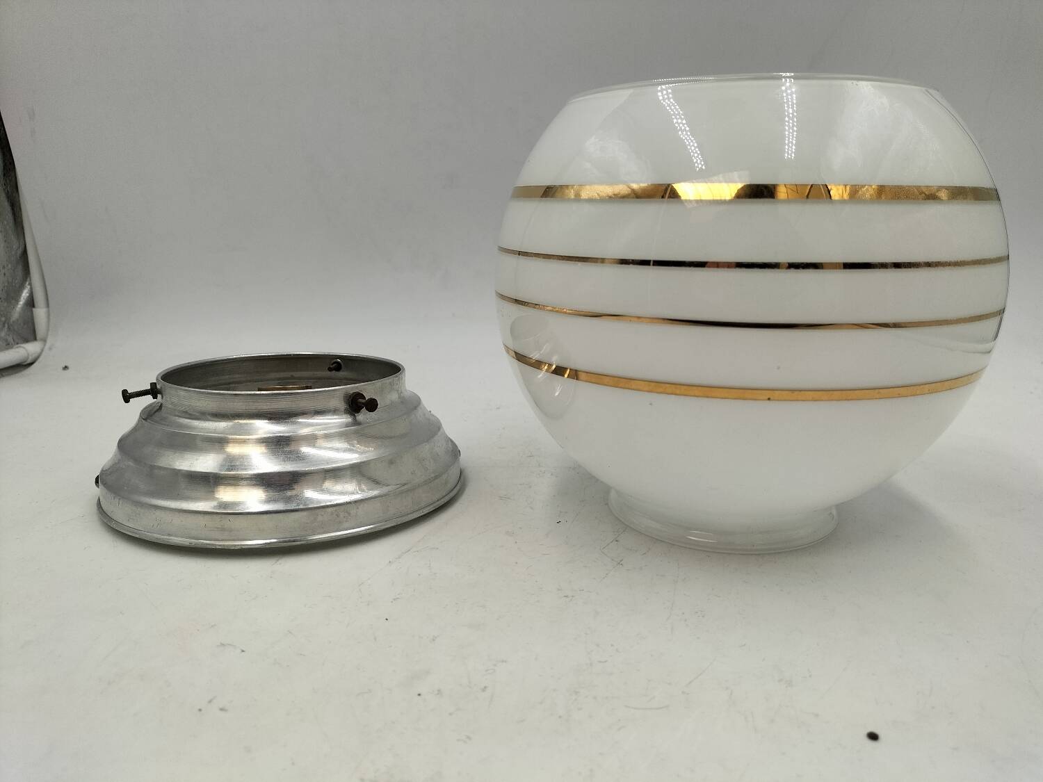 Opaline ceiling light