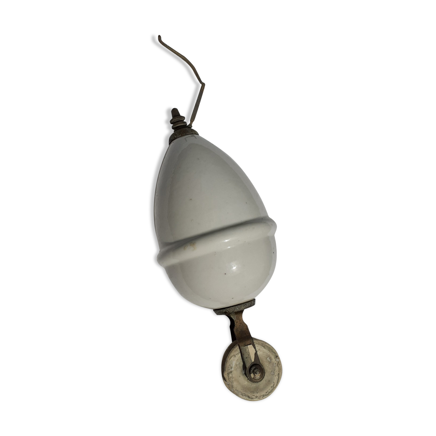 Porcelain pulley