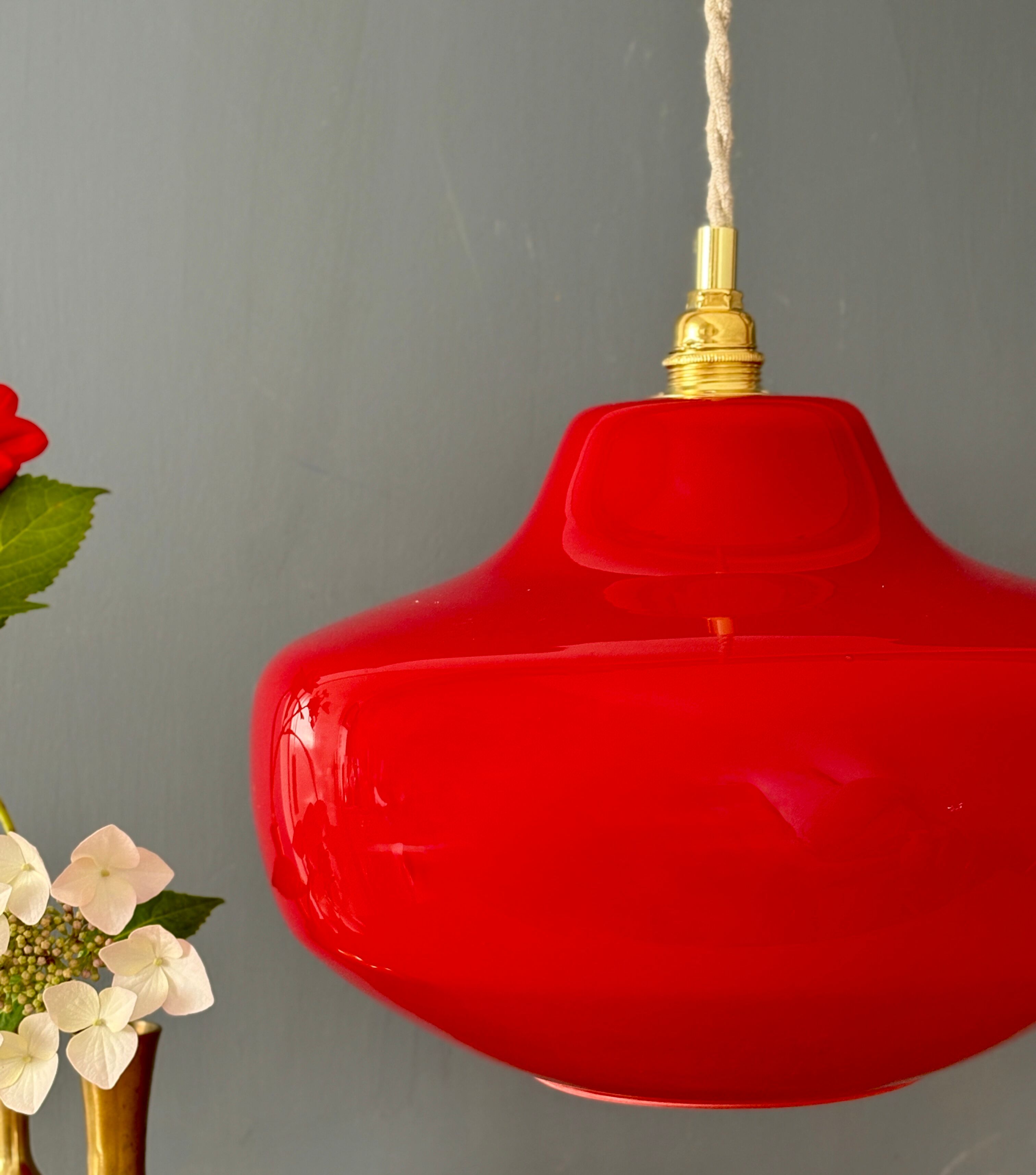 Vintage red opaline suspension globe