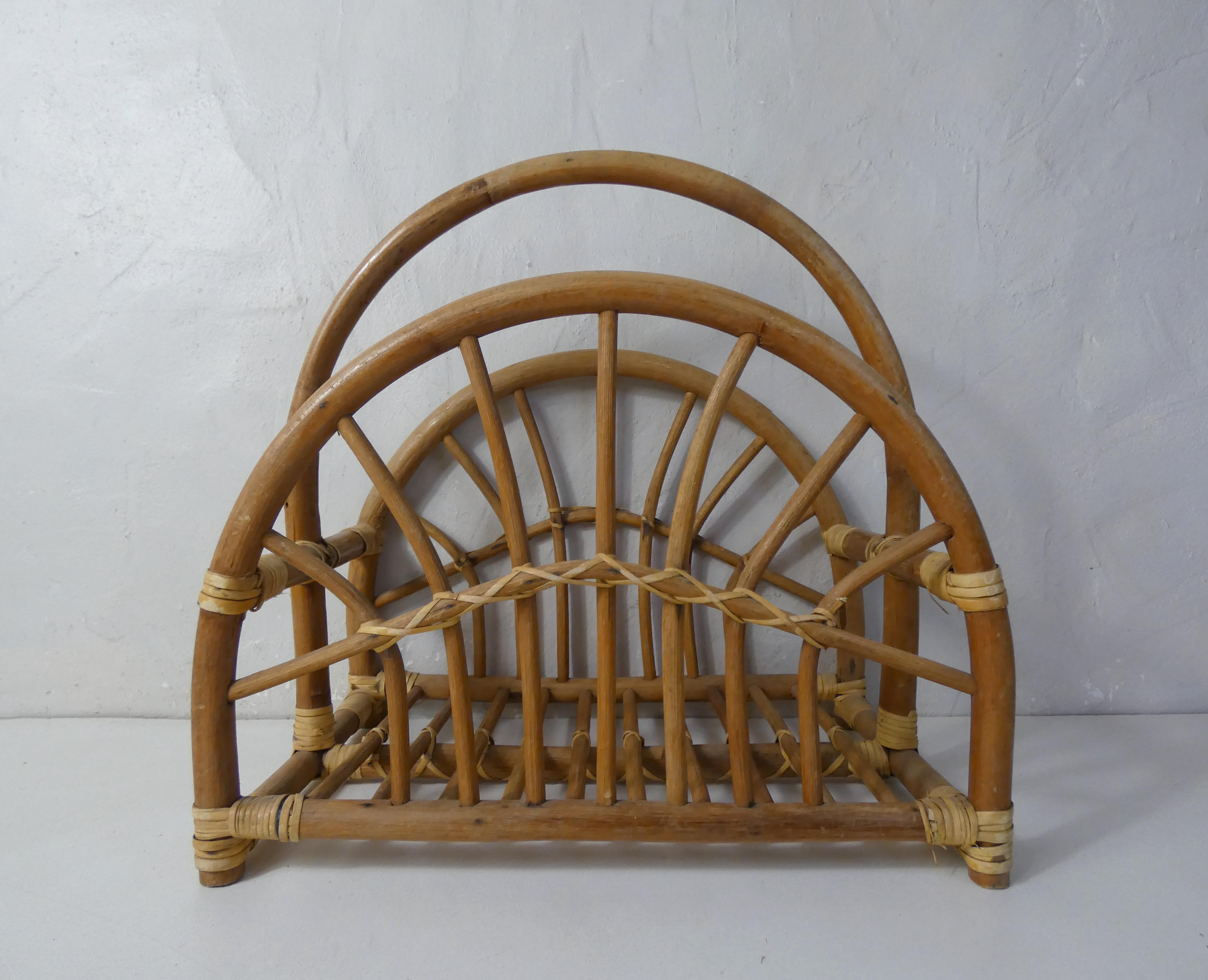 Rattan magazine door