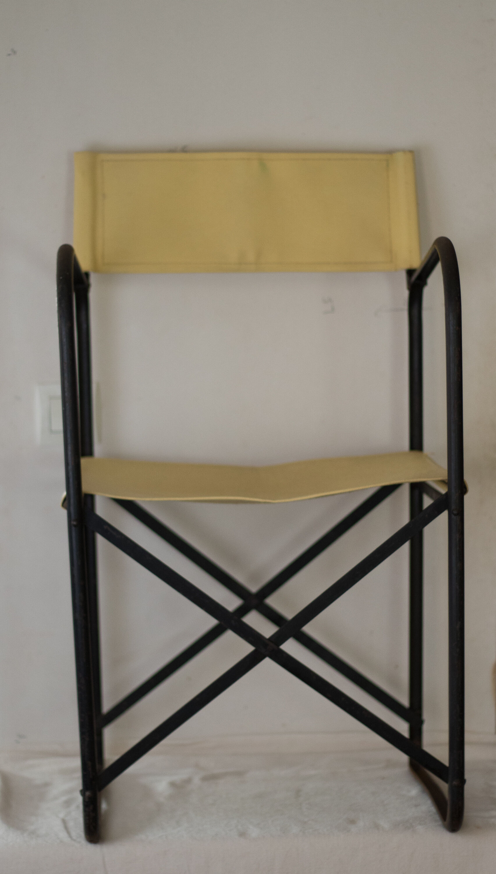 Pair of folding chairs according