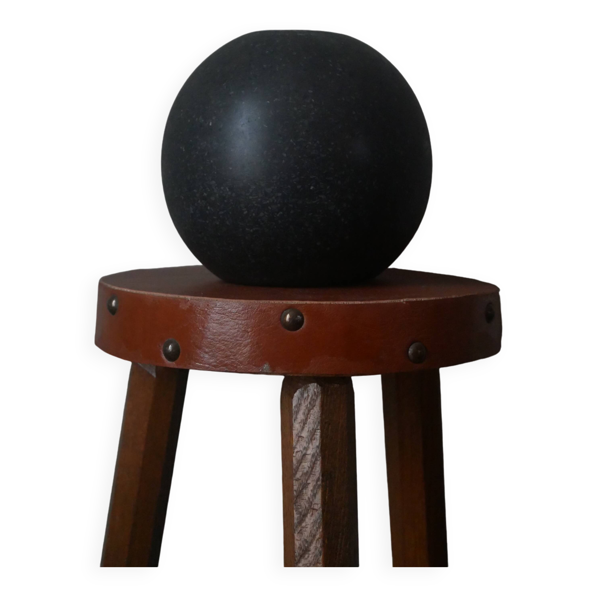 Vase boule en céramique artisanal japandi