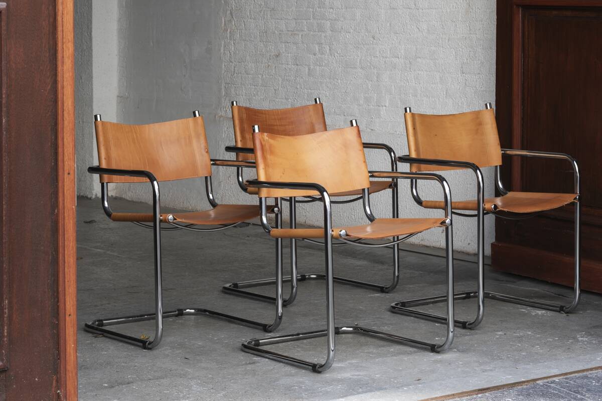 Set of 4 tubular dining chairs in Bauhaus style, in the manner of Marcel Breuer, 1970s
