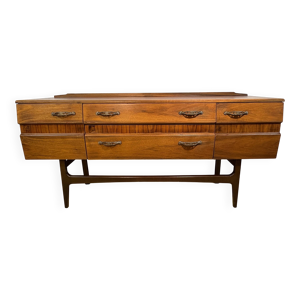 buffet en noyer rétro