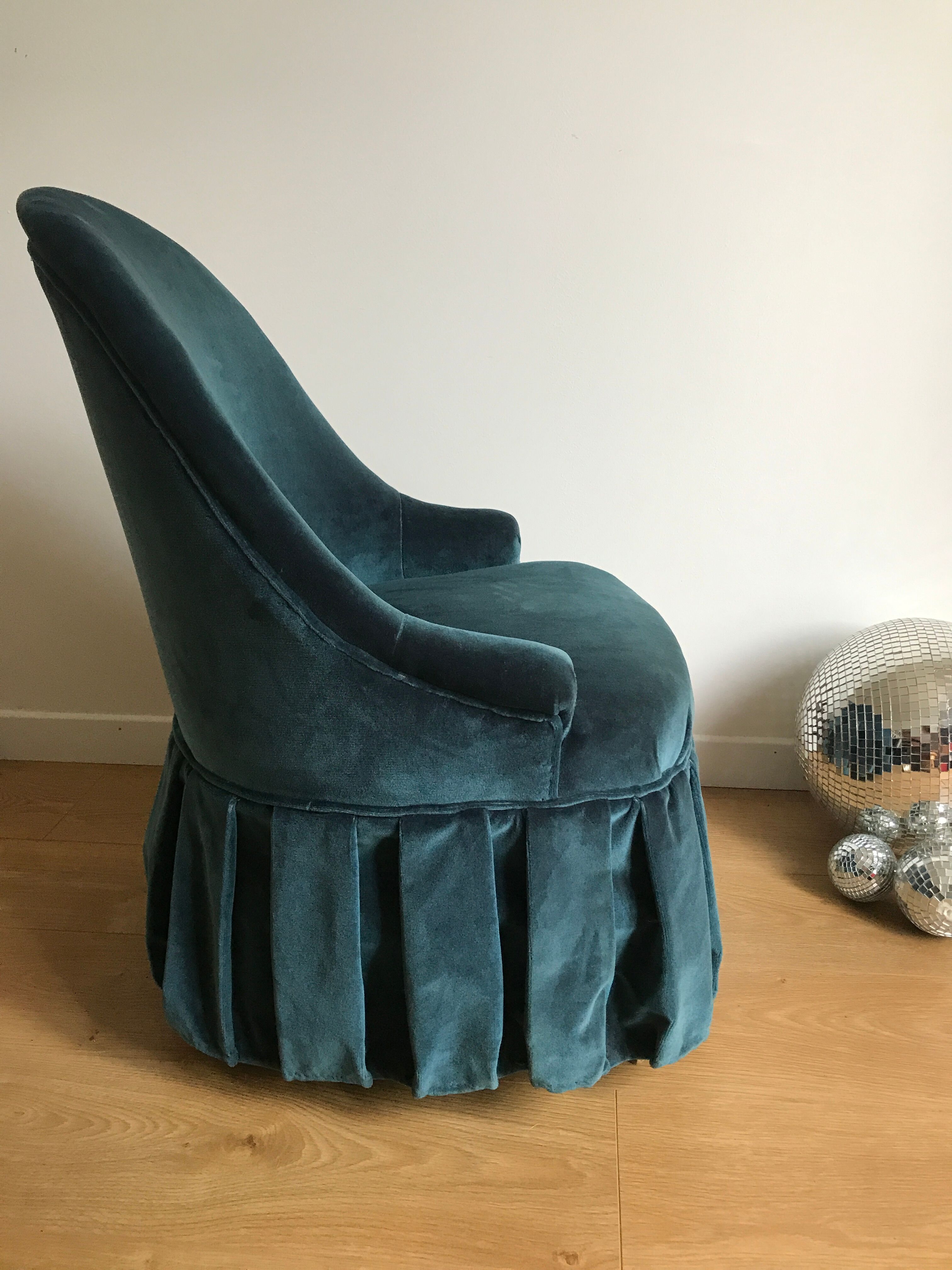 Blue velvet toad heater