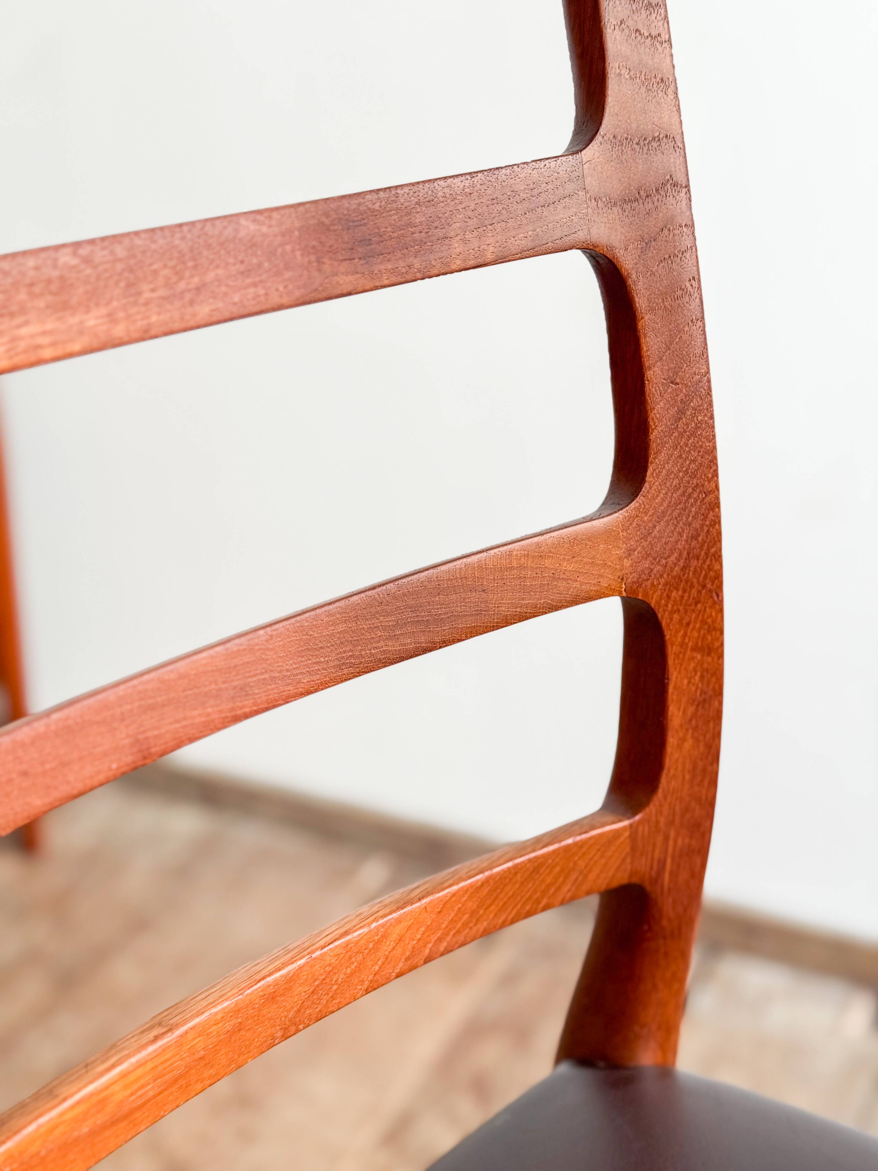 Ensemble de 6 chaises modèle 82 en teck par Niels O. Møller, Danemark