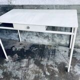 Bureau en métal