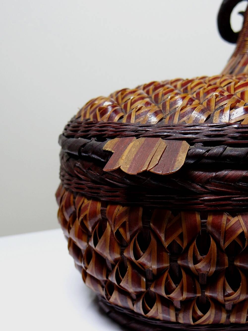 Vintage Woven Bamboo/Rattan Ram Box Shanghai Handicrafts China 70s
