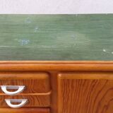 Honey-coloured mado buffet