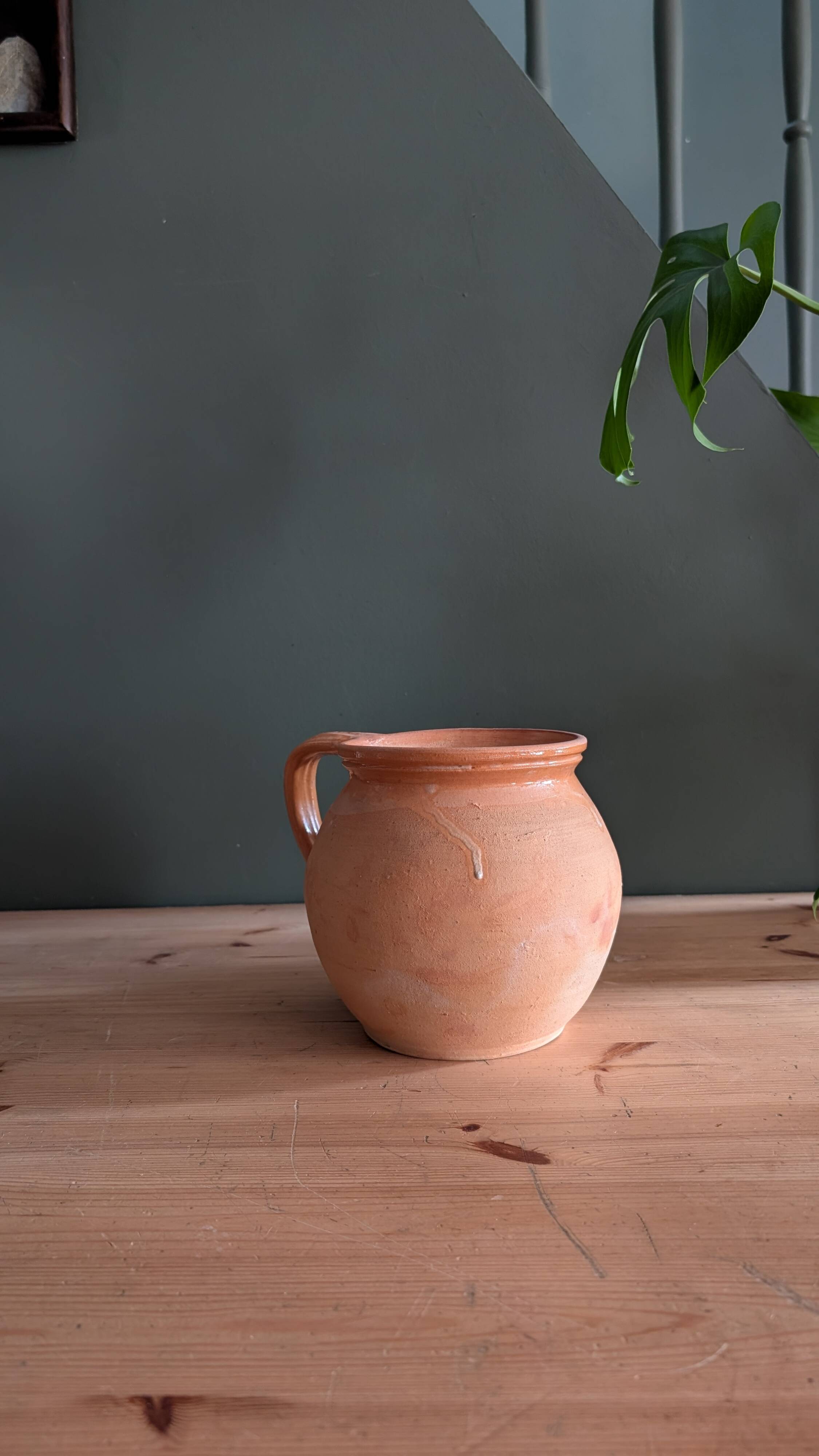 Clay pot