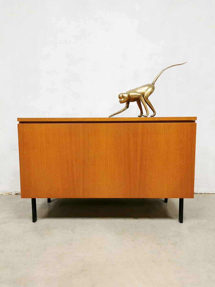 Vintage cabinet blanket chest Musterring