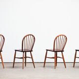 Série de 4 chaises scandinaves à dossier baton 1960