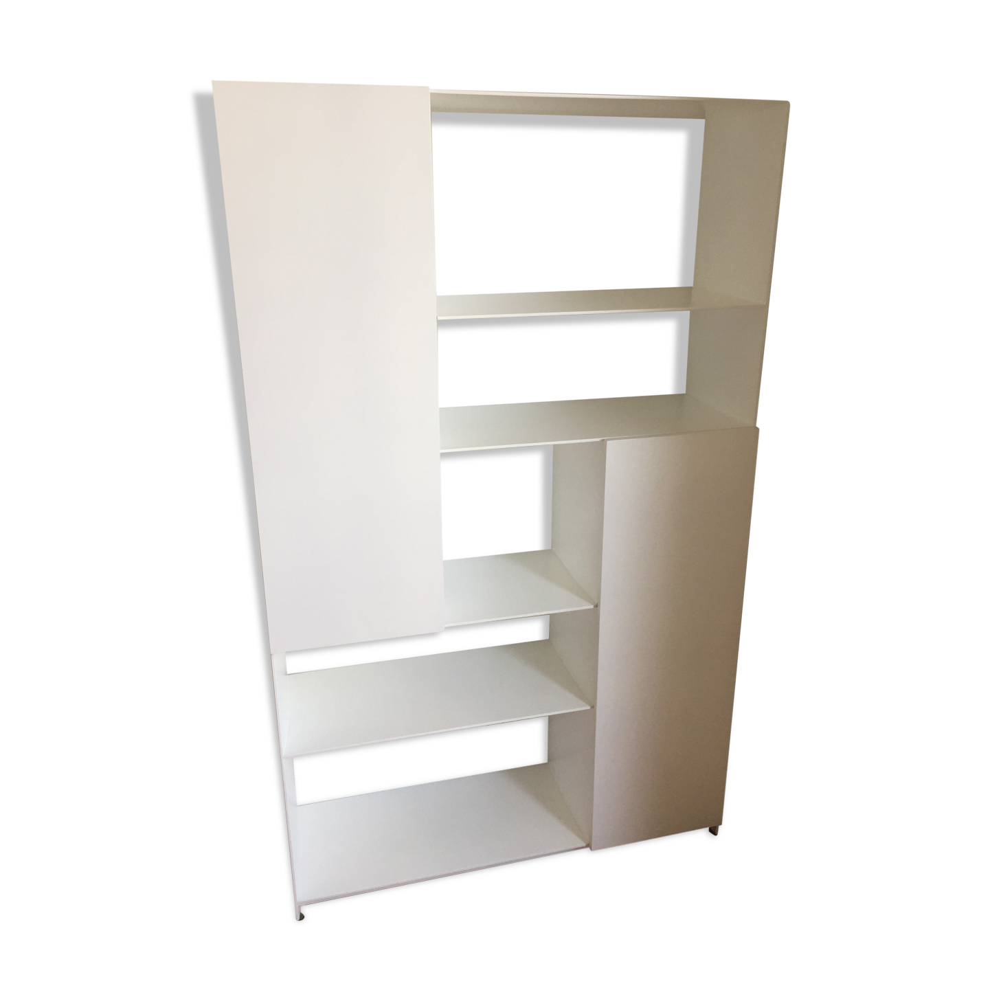 High buffet or Habitat library