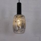 Paire de suspensions en verre de Murano marbré.