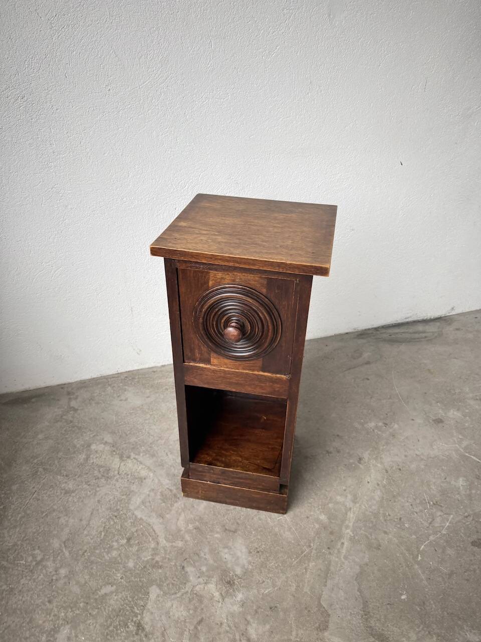 Dudouyt bedside table, oak, 1940.
