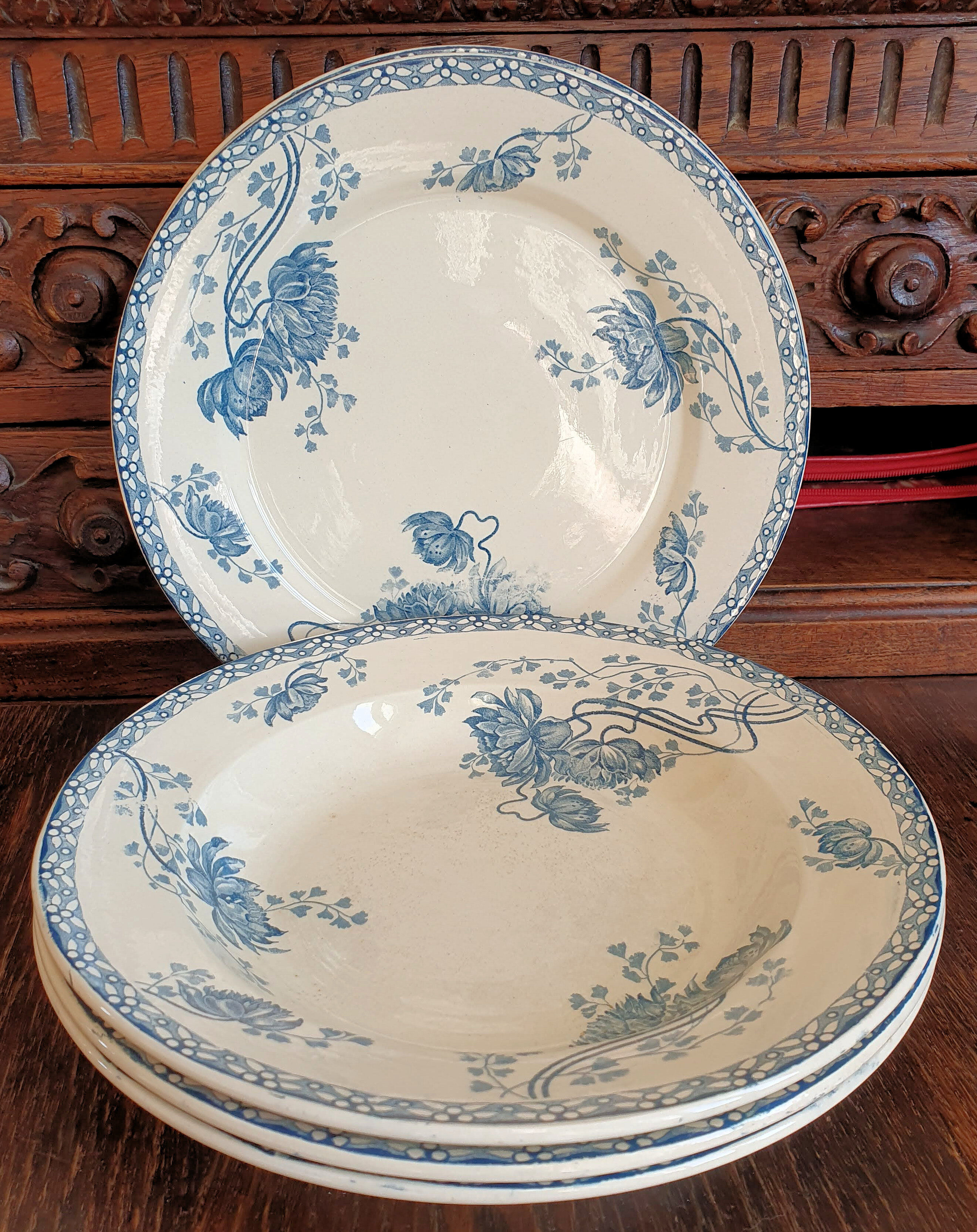 Plates sarreguemines U&C Royat