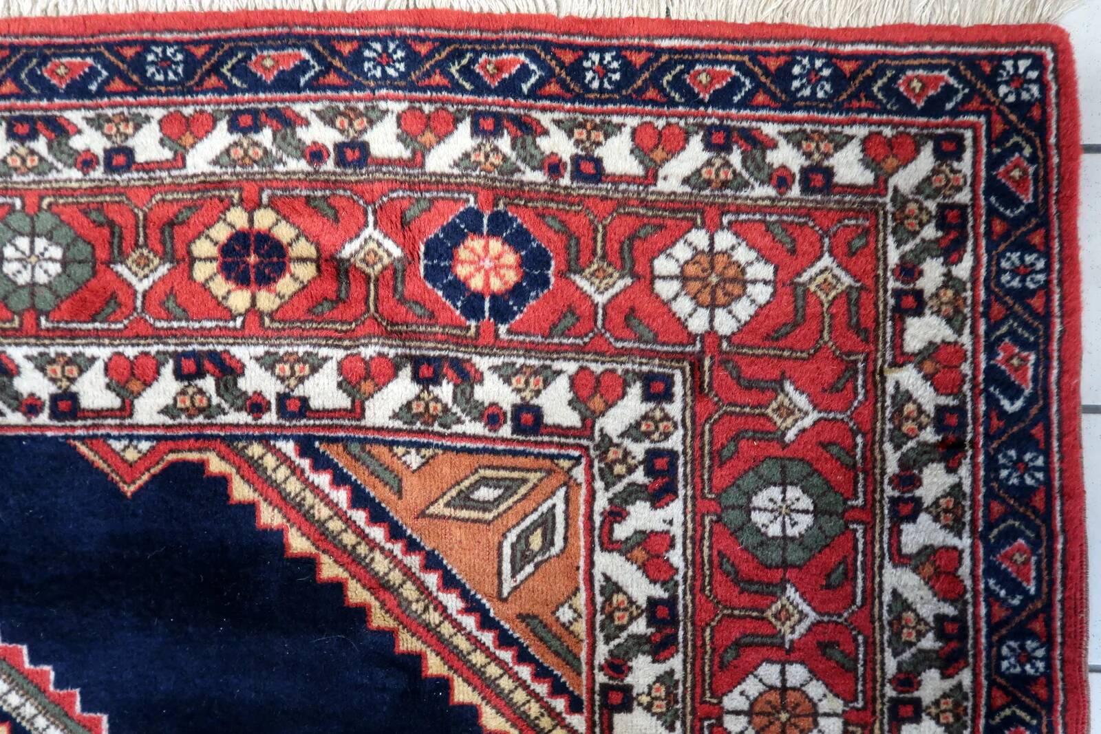 Handmade vintage Persian Afshar rug 198cm x 302cm, 1950s