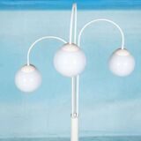 Minimalist floor lamp cascade space age white