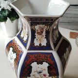 Hexagonal Chinese Vase. Imari style. Peacock/peacock and floral patterns. High 36 cm
