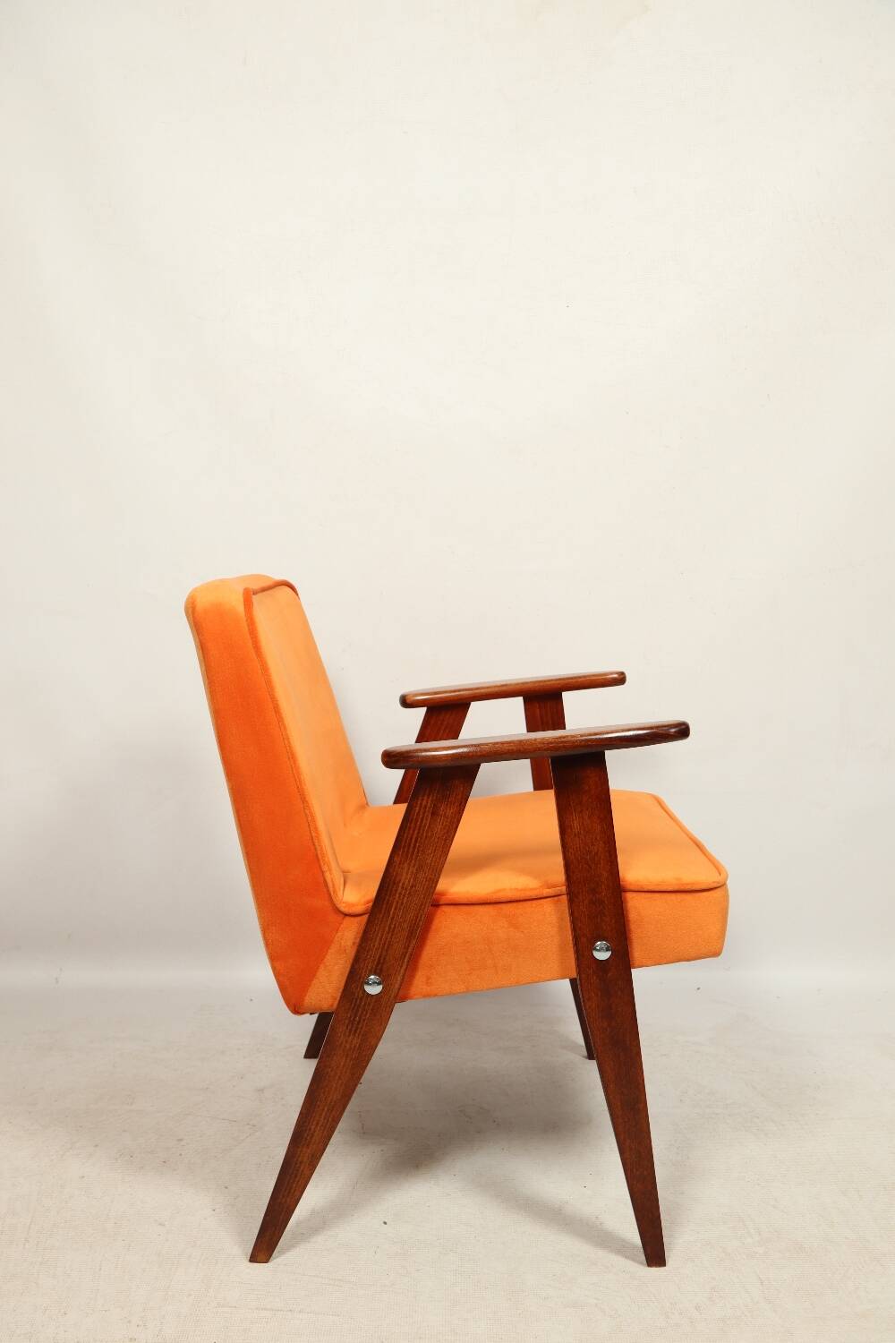Scandinavian orange velvet armchair by Chierowski, 1962