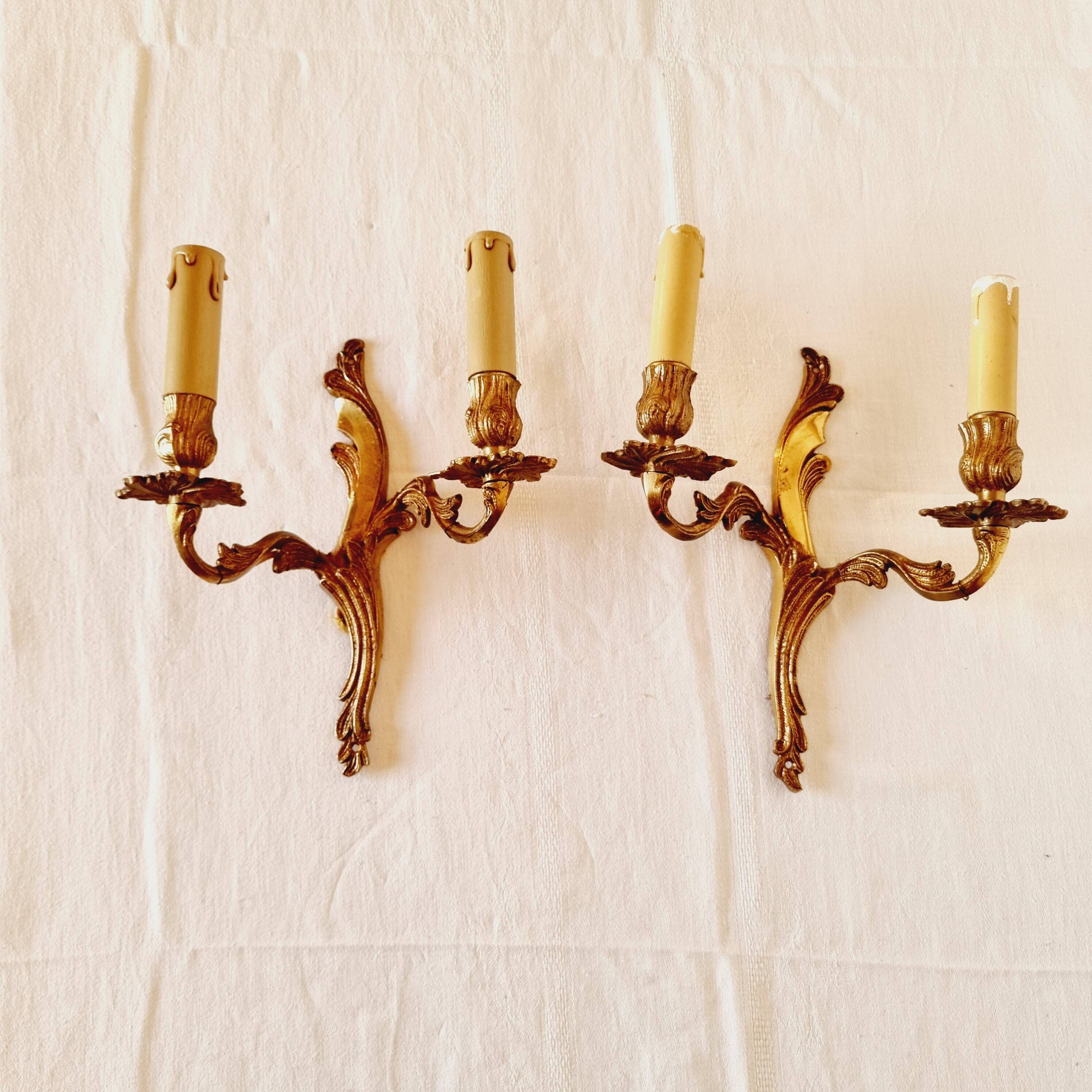 2 french bronze sconces from the beginning of the 20th century in louis xv rocaille style, electrical system