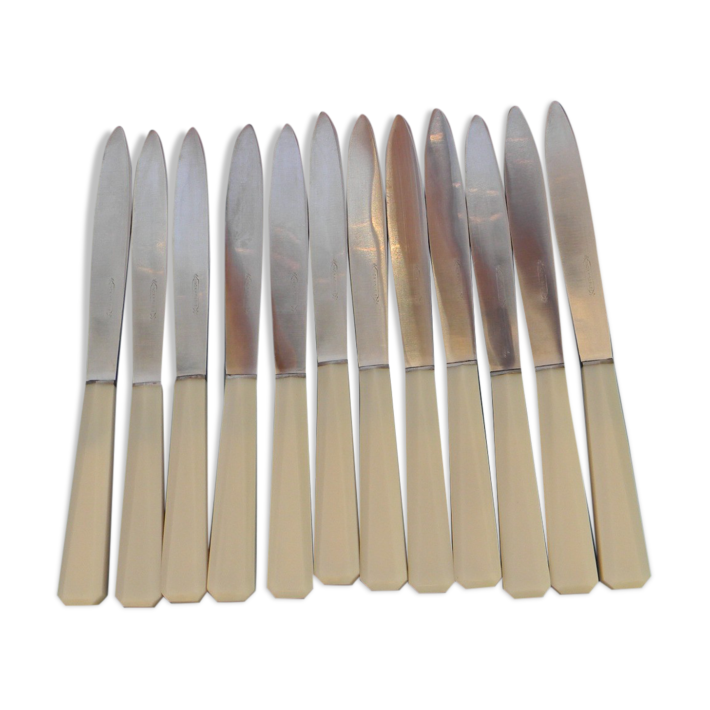 Lot de 12 couteaux vintage lame inox
