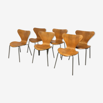 Ensemble de 6 chaises modèle série 7 d'Arne Jacobsen