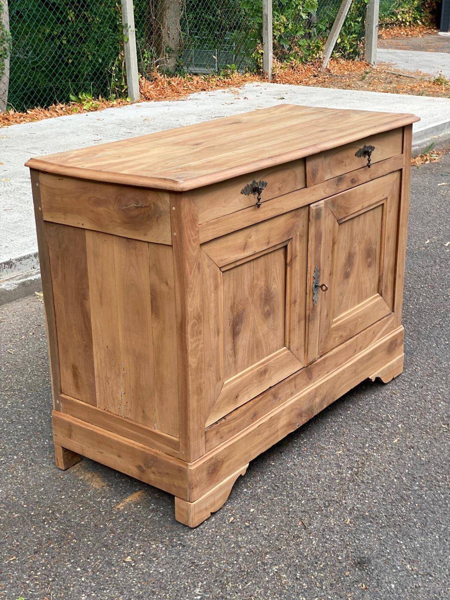 18th-century stripped buffet in solid walnut