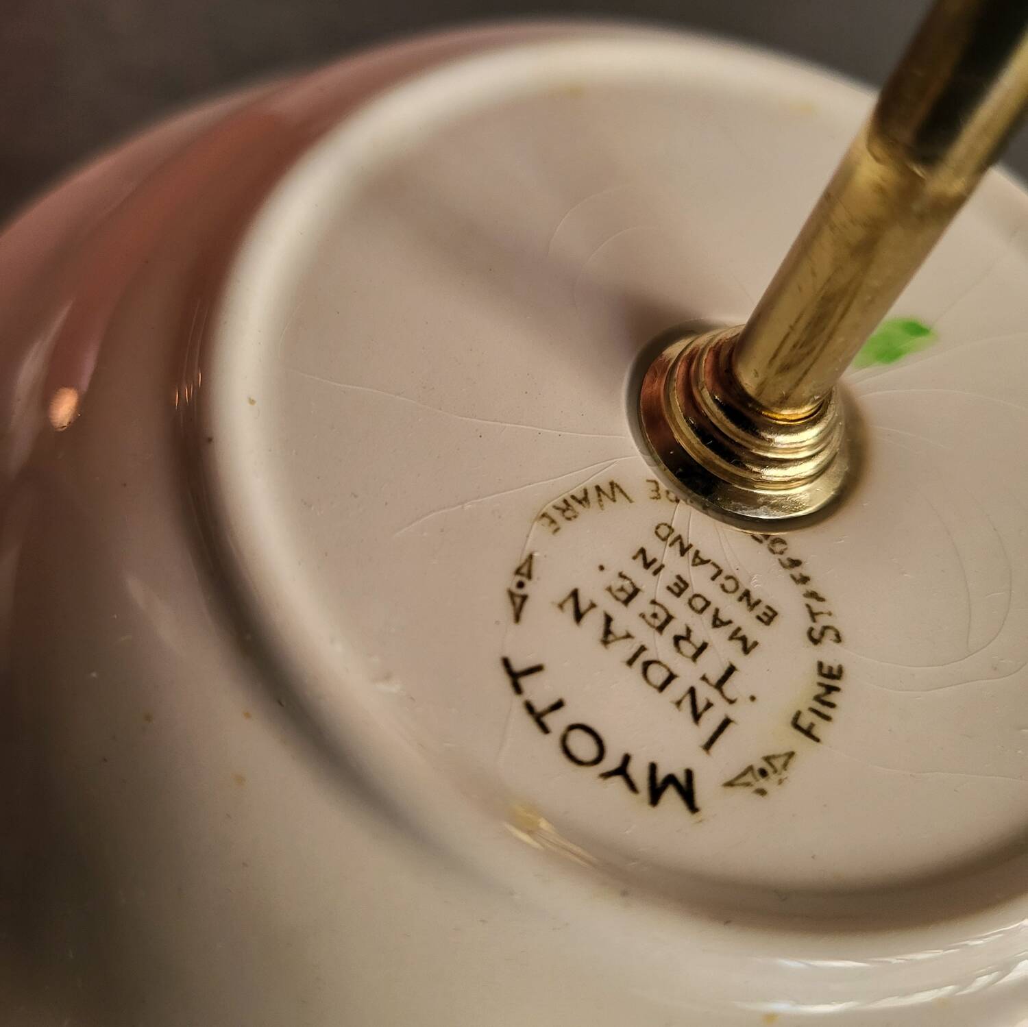 Myott porcelain cake stand in excellent condition.