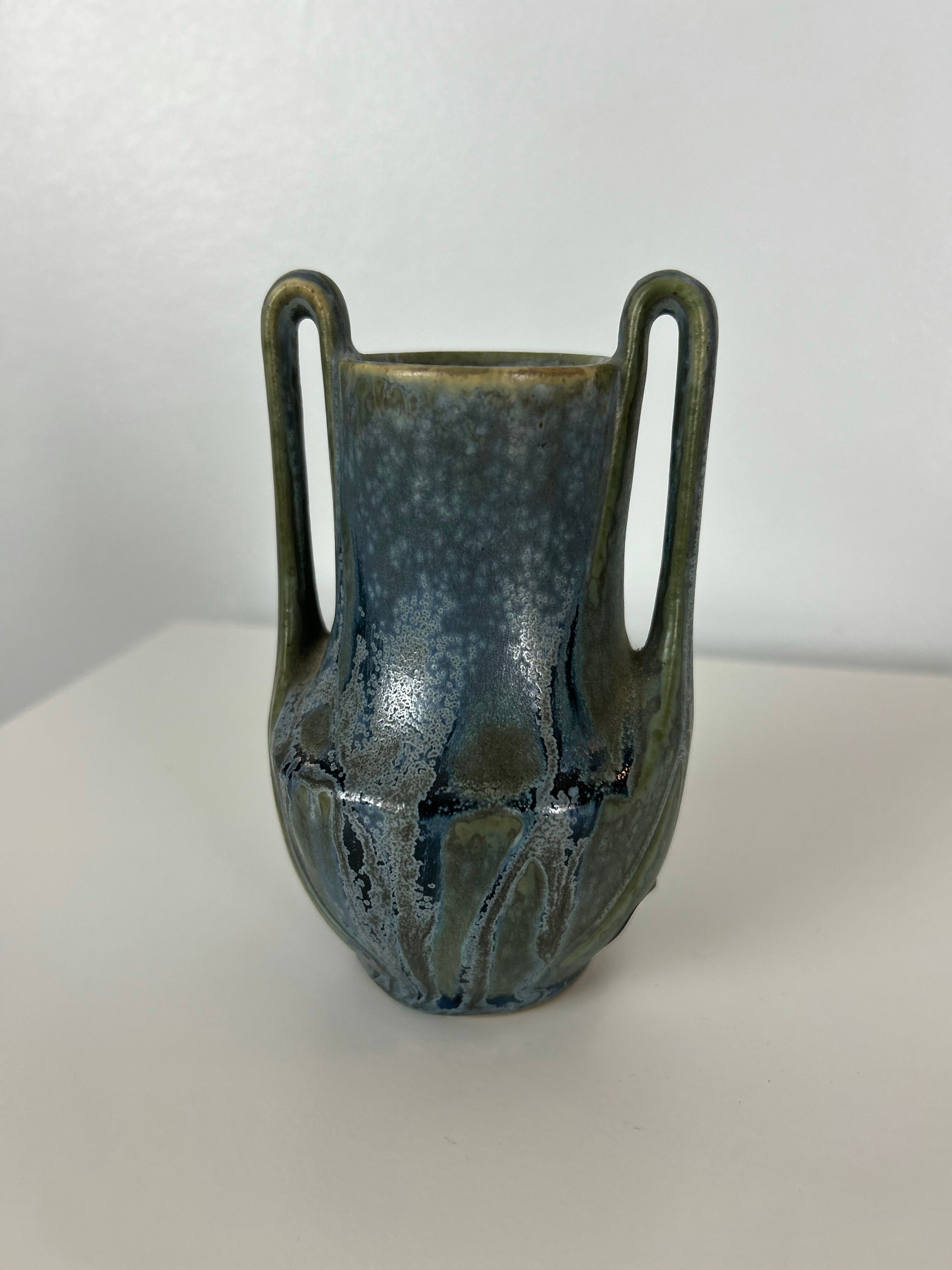 Vase en céramique et un petit vase Denbac en grès émaillé