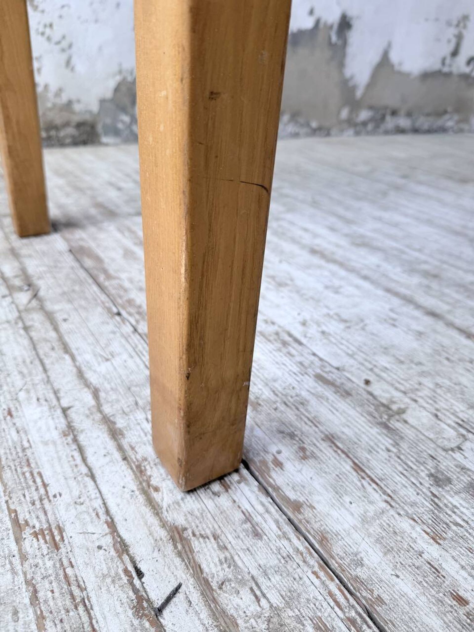 Solid elm farmhouse table 150cm