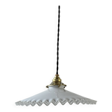 Vintage 25 cm opaline notched suspension