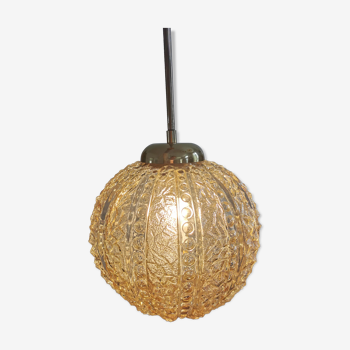 Amber chiseled glass pendant lamp