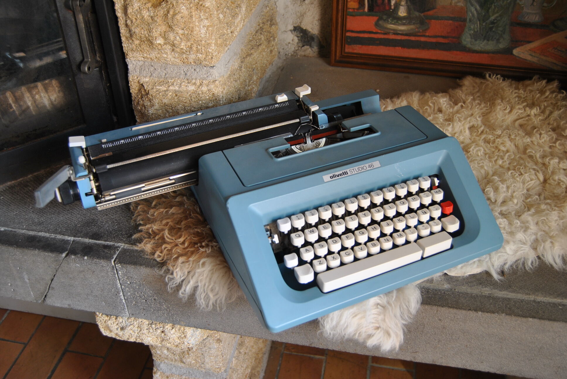 Blue typewriter Ollivetti Studiu 46 years 70
