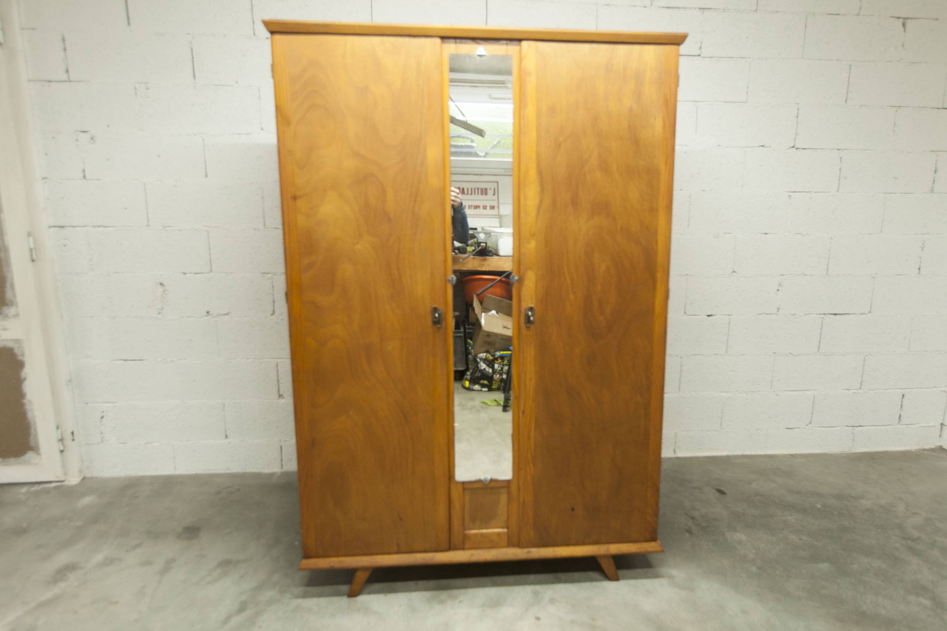 1950s Parisian wardrobe with mirror, 135 x 19 cm