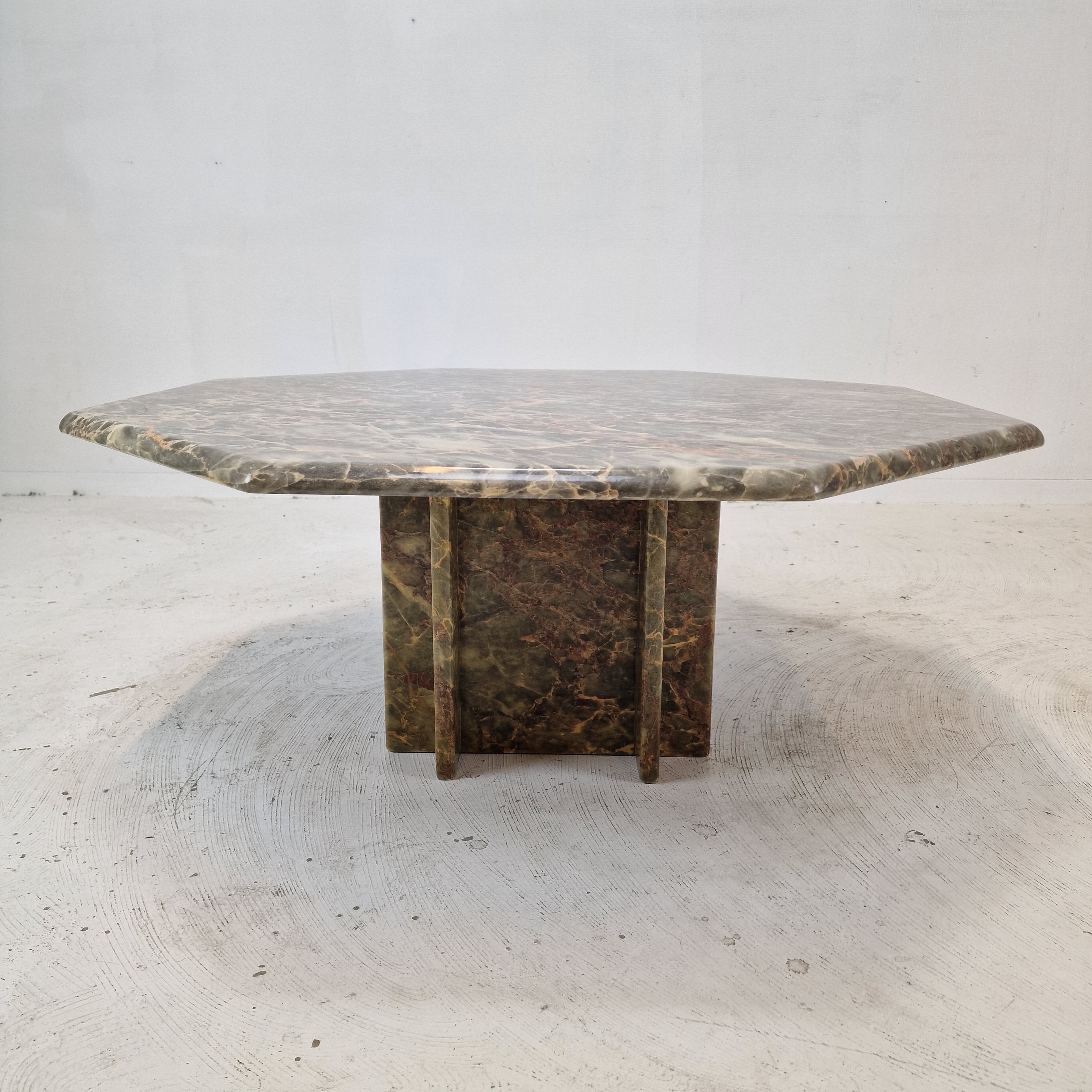 Italian octagon marble coffee table, 1980s