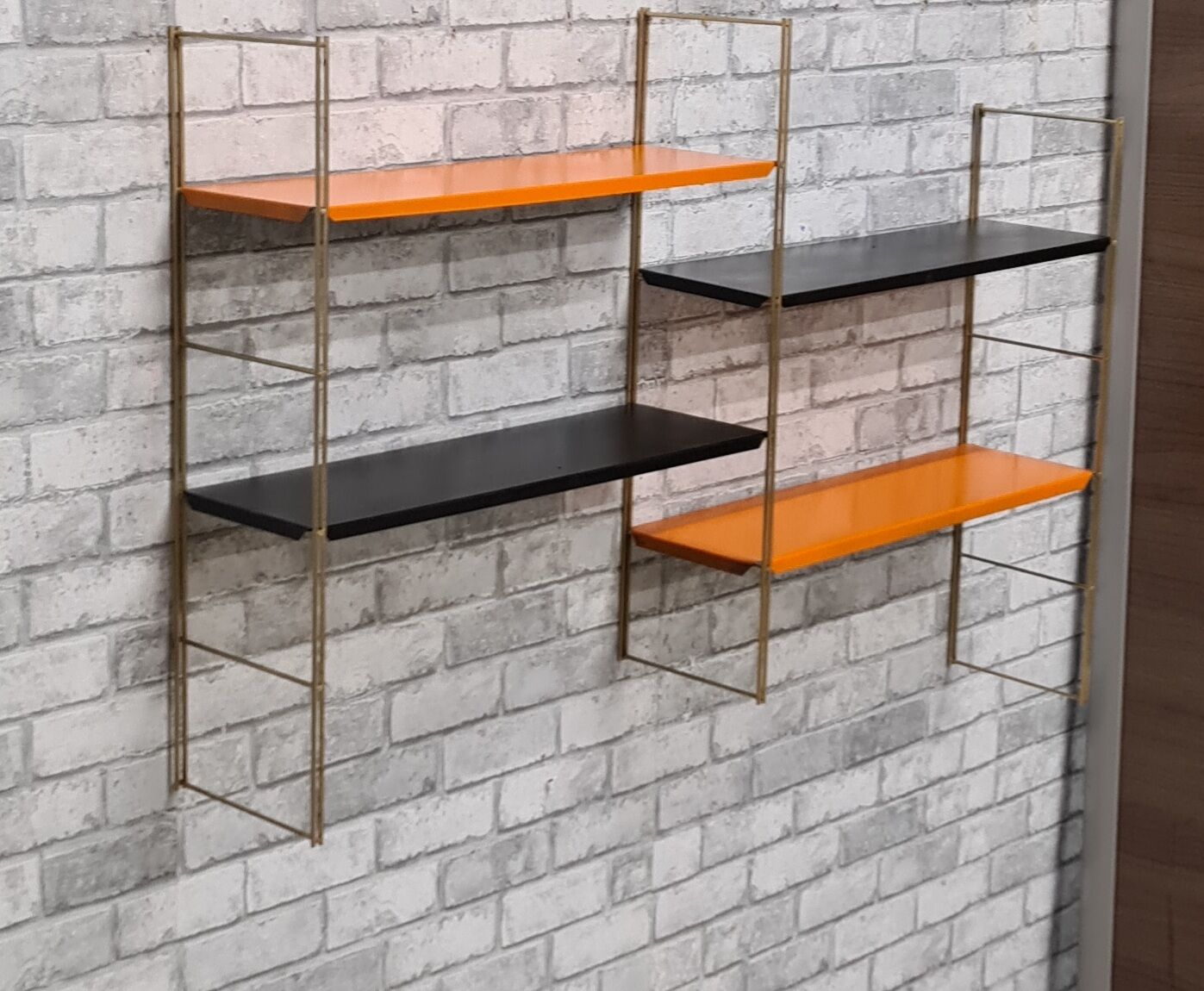 Floor string style tomado 1960 metal 4 tablets 3 studs