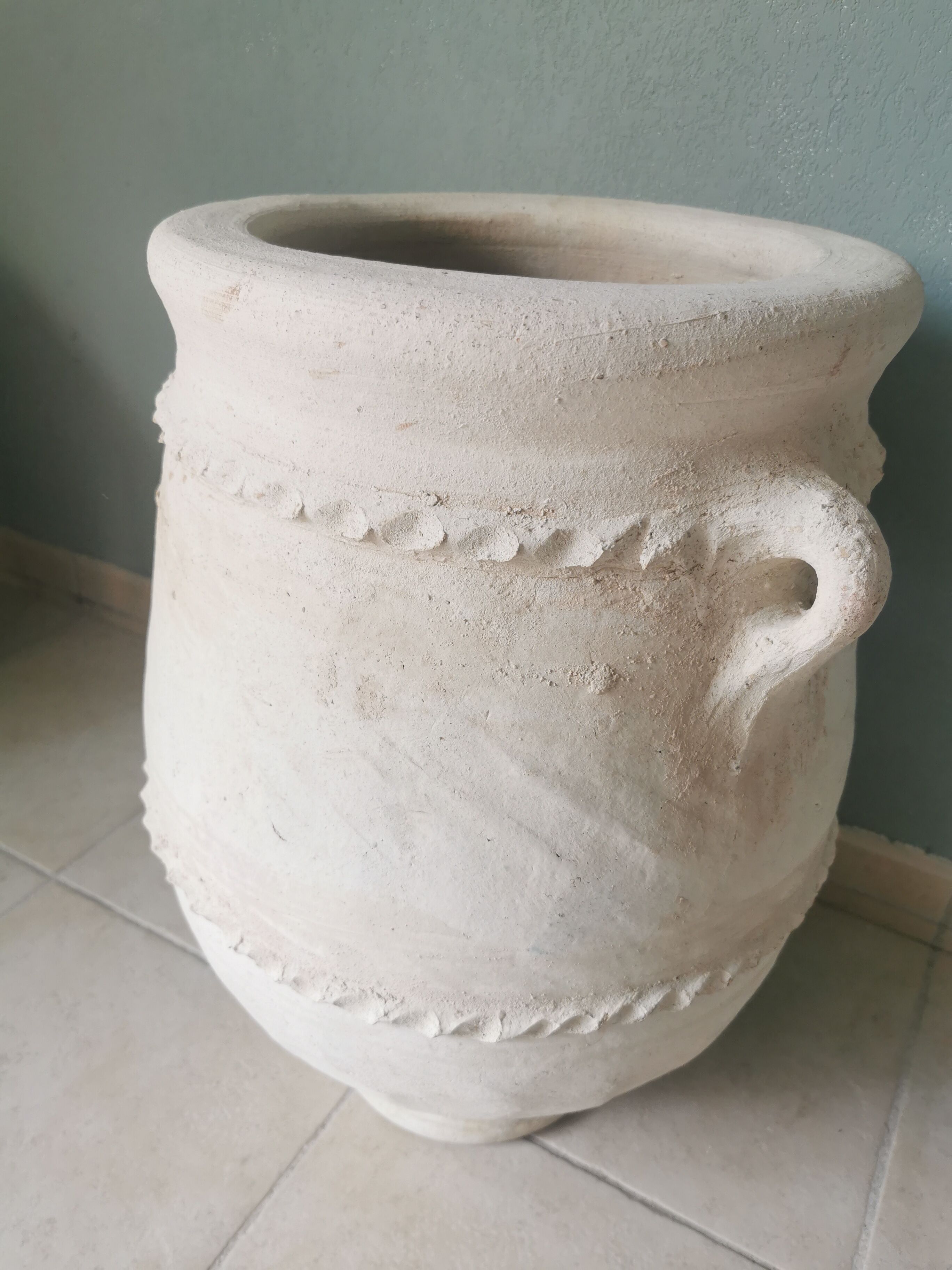 Terracotta pot from Zagora