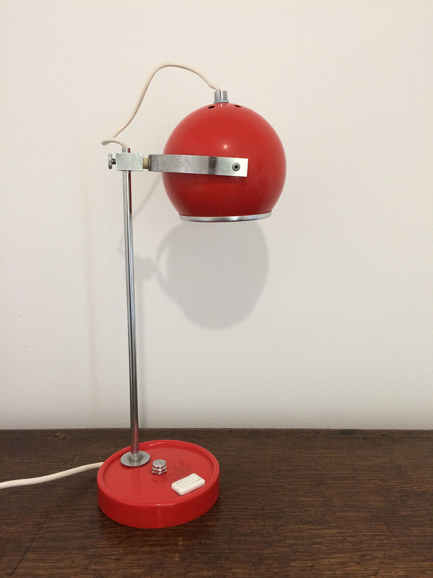 Eyeball red foot lamp years 70