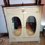 Mahogany sideboard "Napoleon III / Victorian style" from the Baroque period.
