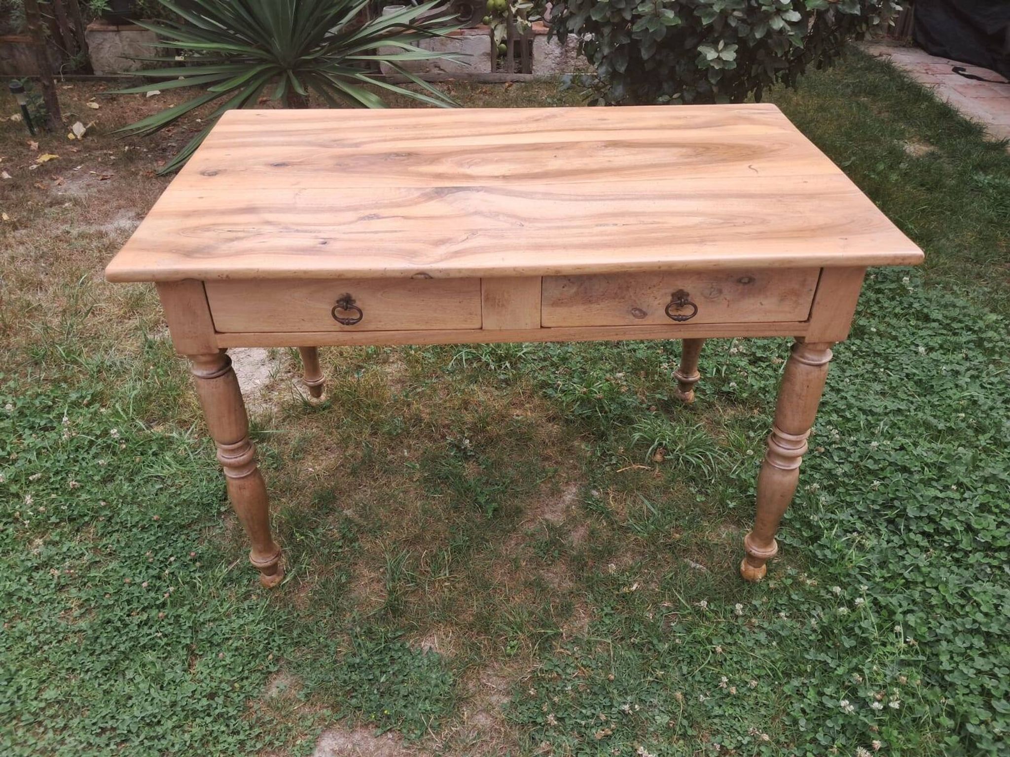 Antique desk in Louis Philippe style made of cherry wood with 2 drawers.