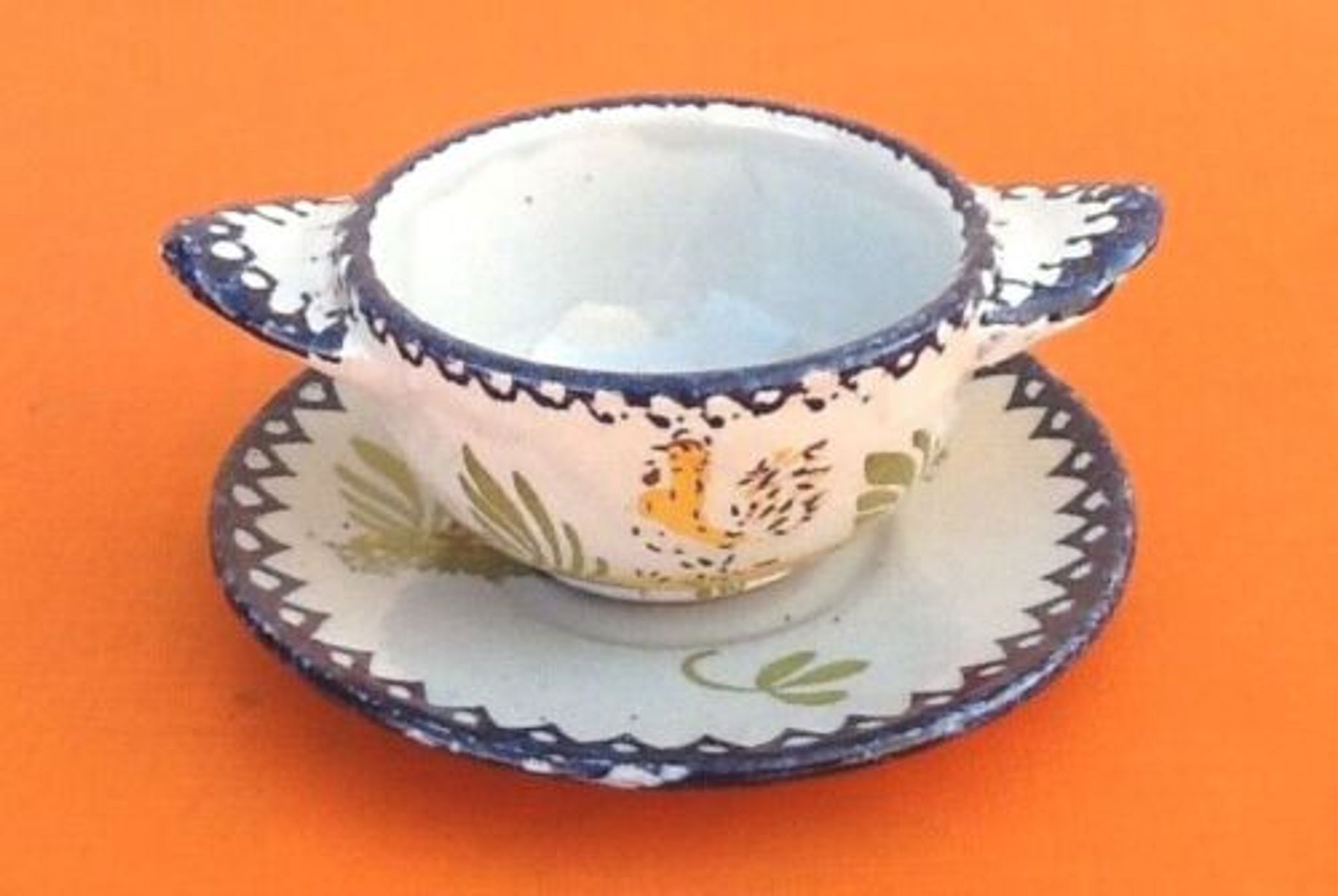 Charolles earthenware bowl with ears / saucer rooster model