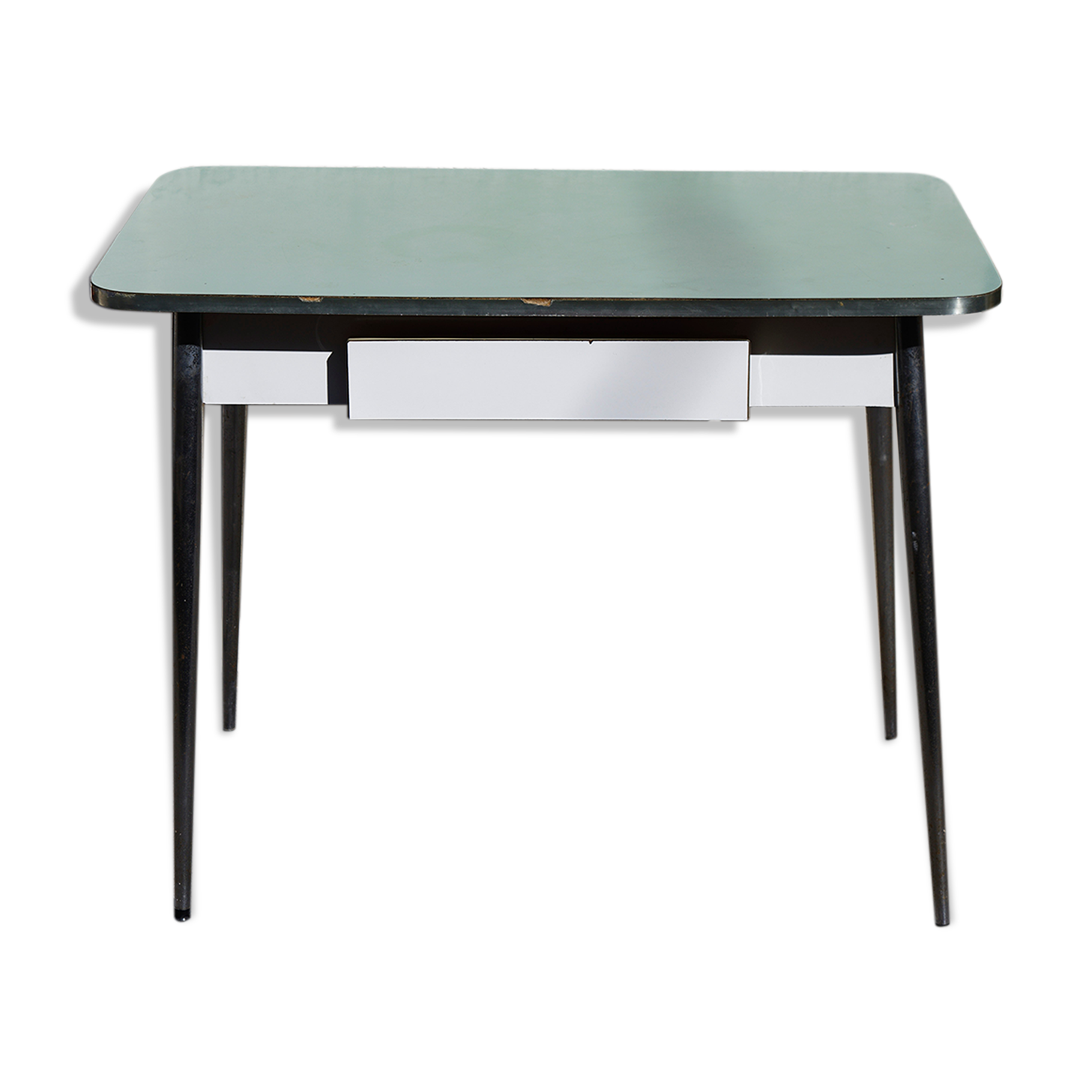 Water green formica table