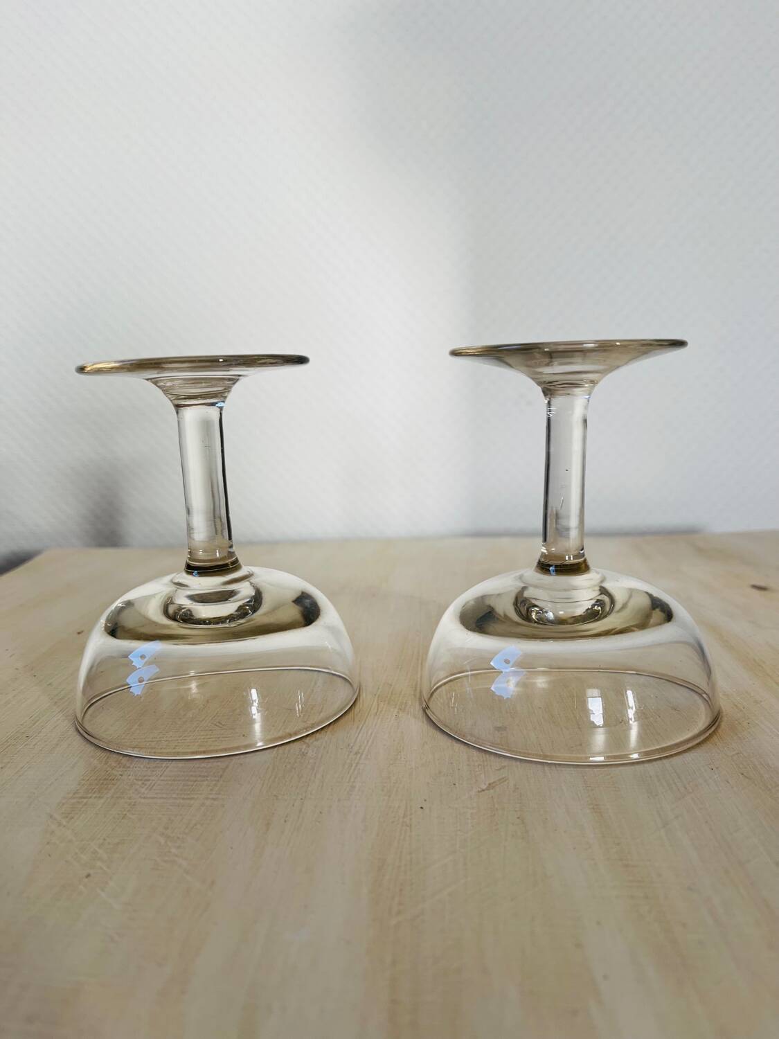 Set of 2 old champagne glasses