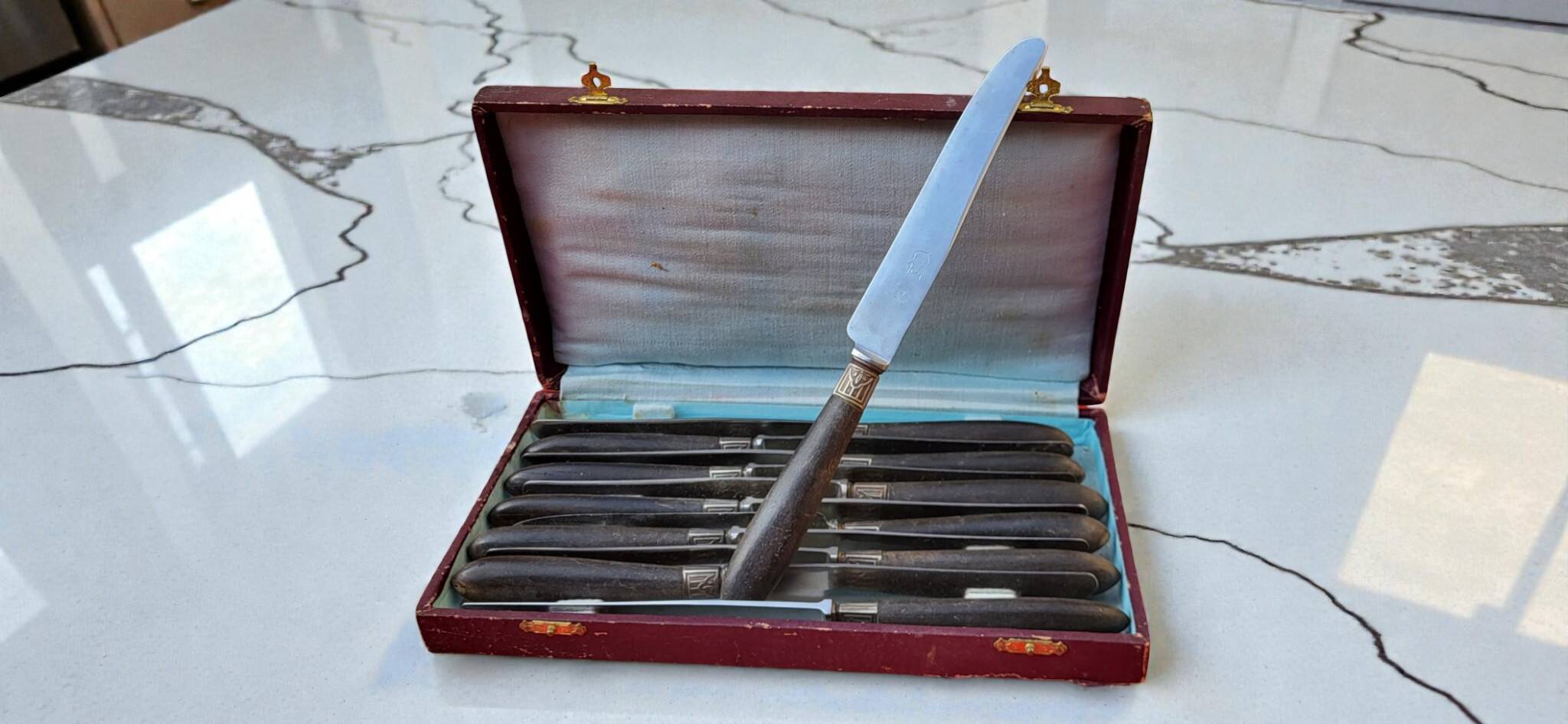 12 Bourgade / Thiers table knives