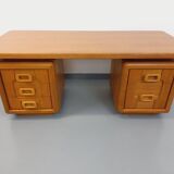 Grand bureau de direction double-face vintage en bois de chêne années 70