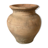 Terracotta pot